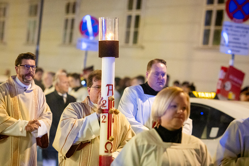 Feier der Osternacht 2026 / Erzdiözese Wien/Schönlaub, Stephan Schönlaub